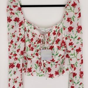 NEW WITH TAGS Missguided Floral Lace-Up Peplum Top